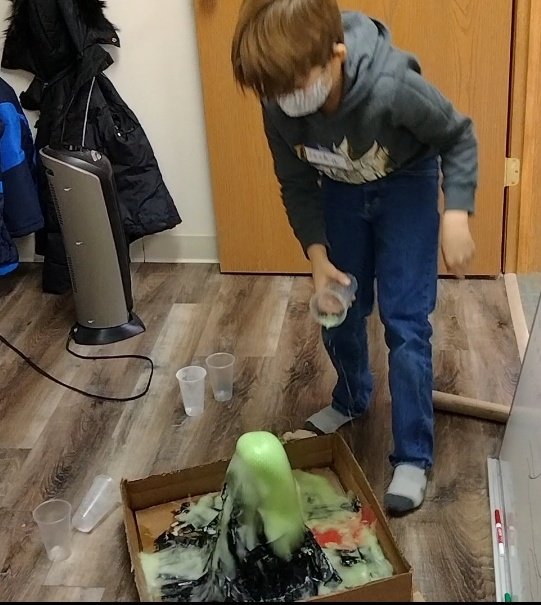 STEM - Club - Volcano Eruption