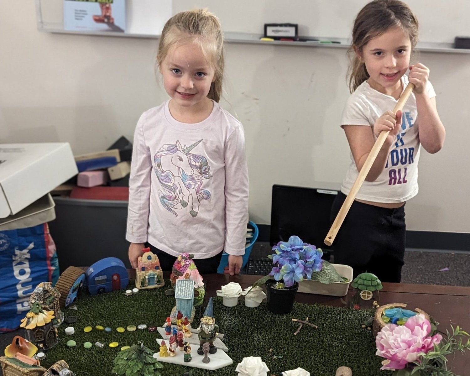 Loose parts play
